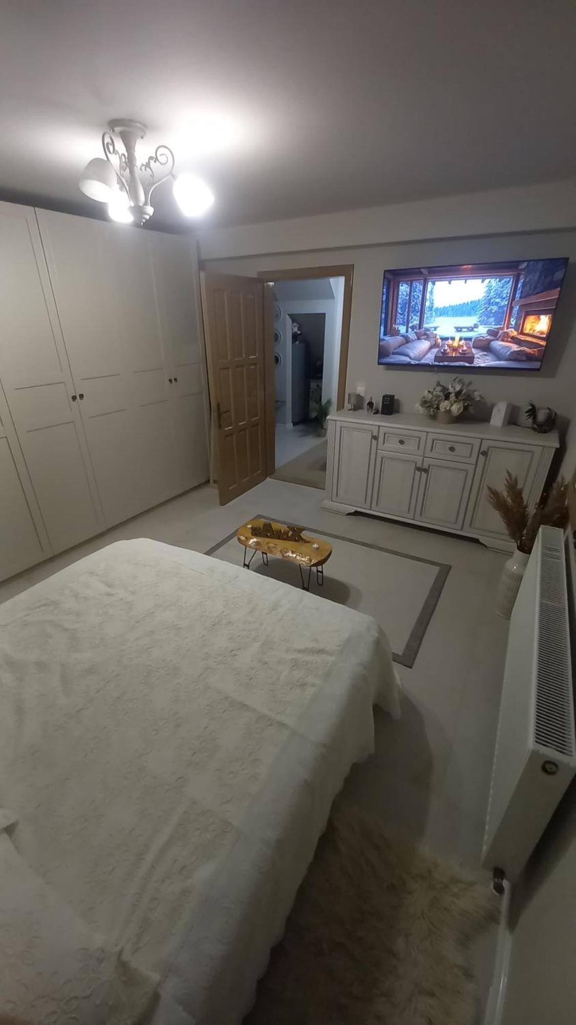 Готель Solaria House Mamaia Strada M10 Nr 15B Mamaia Nord Неводарі Екстер'єр фото